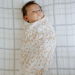 Cotton Muslin Swaddle Blanket - Honeycomb