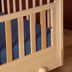dadada Baby Bliss 4-in-1 Convertible Crib