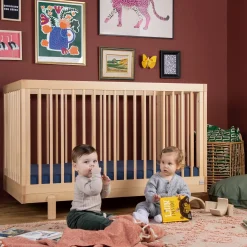 dadada Baby Bliss 4-in-1 Convertible Crib