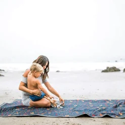 Outdoor Blanket - Midnight Poppy